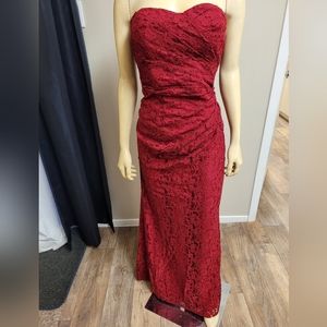 Davids Bridal red lace fitted dress formal strapless 8 holidays
